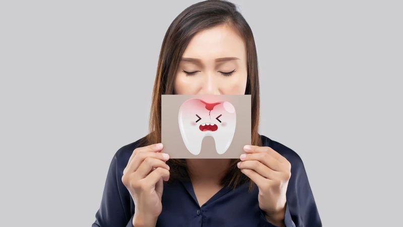 Sưng nướu có thể xuất hiện do thay đổi nội tiết, đặc biệt ở phụ nữ mang thai