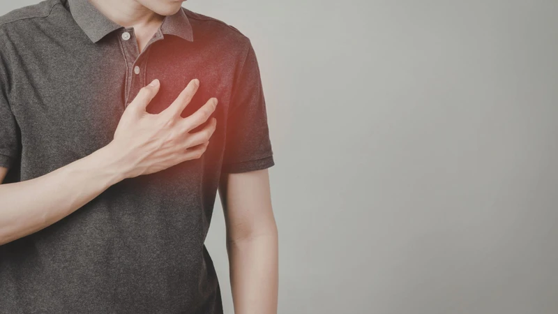 Tình trạng bệnh kéo dài có thể khiến người bệnh gặp rối loạn nhịp tim