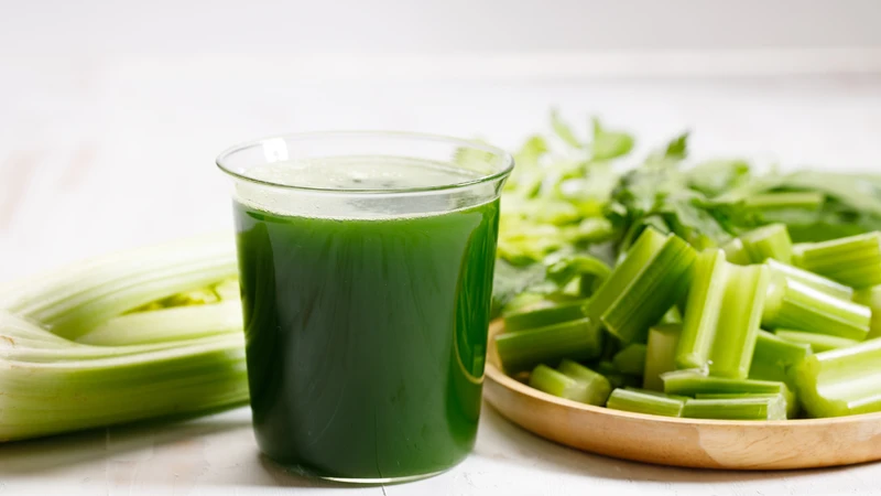 Nước ép cần tây có thể gây dị ứng