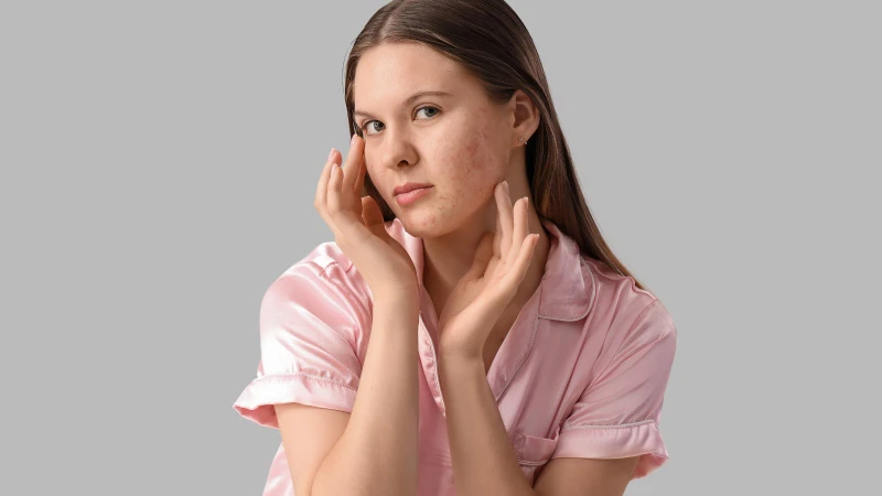 Bạn nên tìm các cơ sở uy tín để tiêm botox gọn hàm