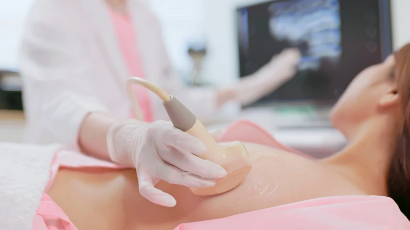 Siêu âm vú giúp xác định ổ dịch khi nghi ngờ áp xe