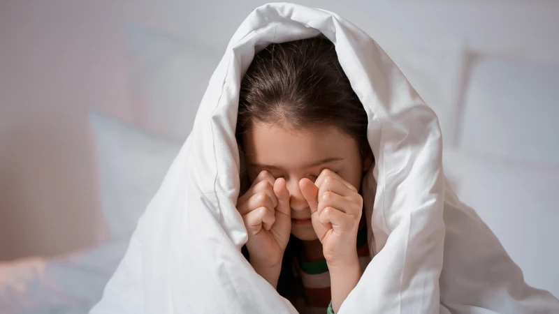 Việc đánh thức người đang mộng du có thể làm rối loạn giấc ngủ