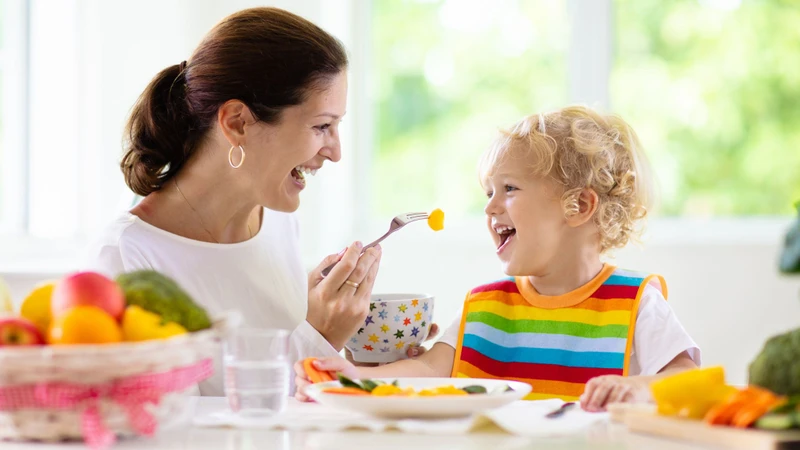 Tại sao trẻ 2 tuổi ngủ đêm hay lăn lộn? Nguyên nhân và cách khắc phục 4