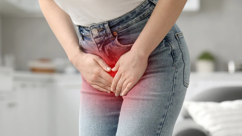 Bệnh nhiễm trùng đường sinh dục có thể gây viêm và kích ứng các mô, dẫn đến chảy máu