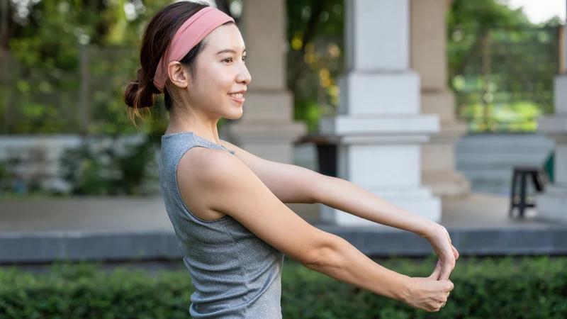 Tắm buổi sáng sau khi vận động giúp cơ thể thư giãn và tạo cảm giác thoải mái
