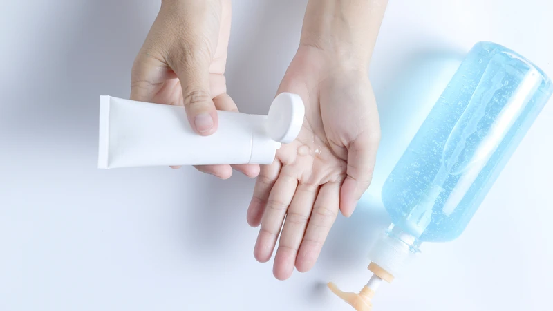 Sữa tắm có hương liệu và chất bảo quản dễ khiến da nhạy cảm bị kích ứng khó chịu