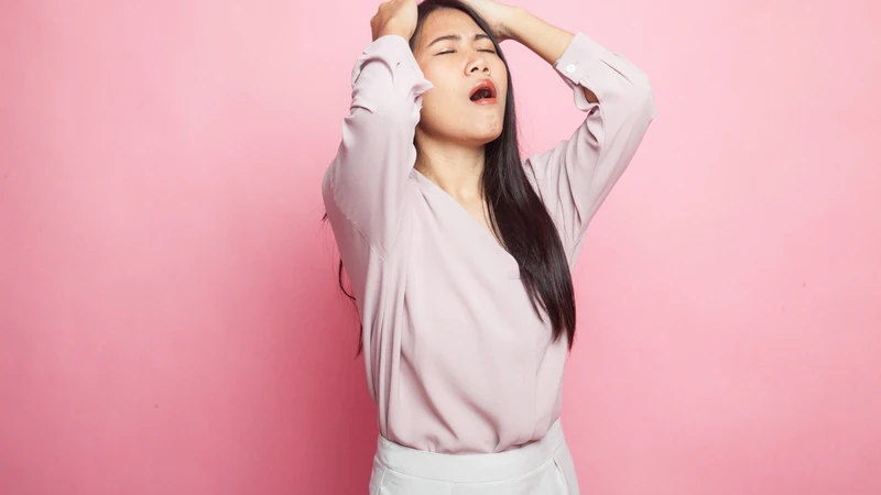 Căng thẳng và stress kéo dài có thể là nguyên nhân khiến nữ giới bị tăng cân đột ngột
