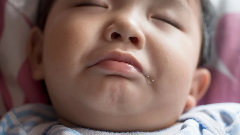 Trào ngược, thai kỳ và rối loạn nuốt có thể làm nước bọt nhiều hơn