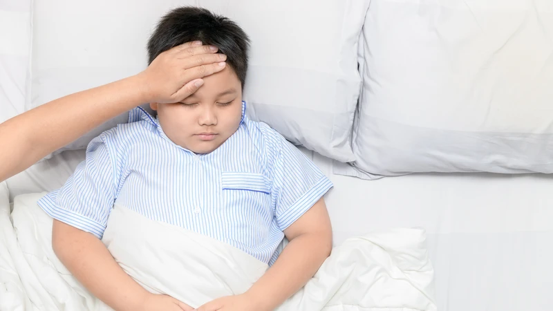 Tay chân miệng sốt mấy ngày? Dấu hiệu, cách xử lý và lưu ý khi chăm sóc trẻ 2