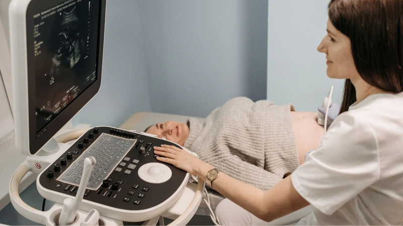 Siêu âm giúp xác định số lượng thai và hoạt động tim