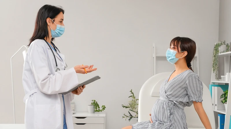 Khám thai định kỳ đầy đủ theo đúng lịch hẹn để phát hiện sớm các bất thường