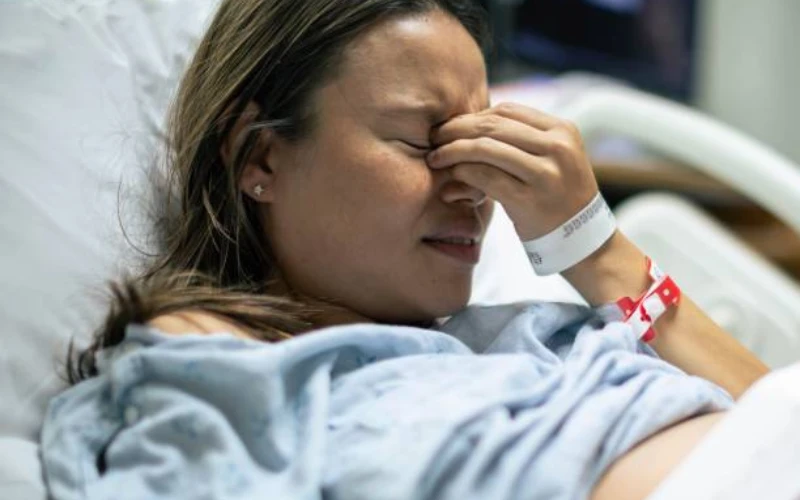 Thai ngoài tử cung vỡ có thể gây sốc mất máu, thậm chí gây ảnh hưởng đến khả năng sinh sản sau này