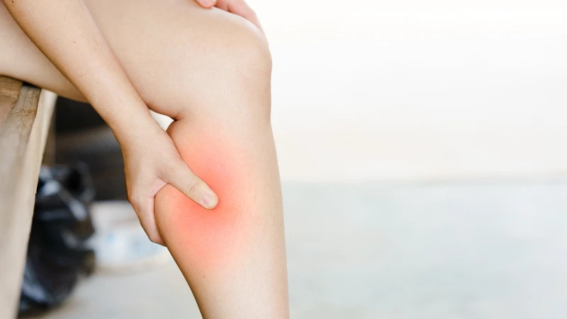 Chuột rút là một triệu chứng thường gặp khi thiếu magie ở phụ nữ mang thai