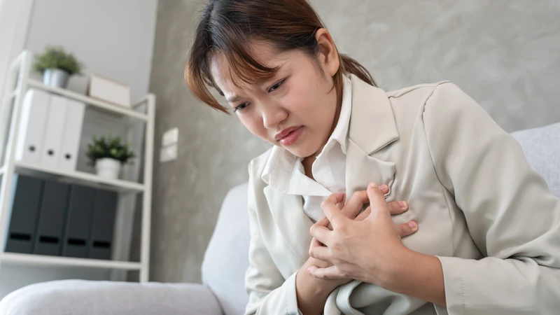 Thiếu máu cơ tim có thể gặp ở nhiều đối tượng, đặc biệt là ở người đang mắc bệnh mạn tính