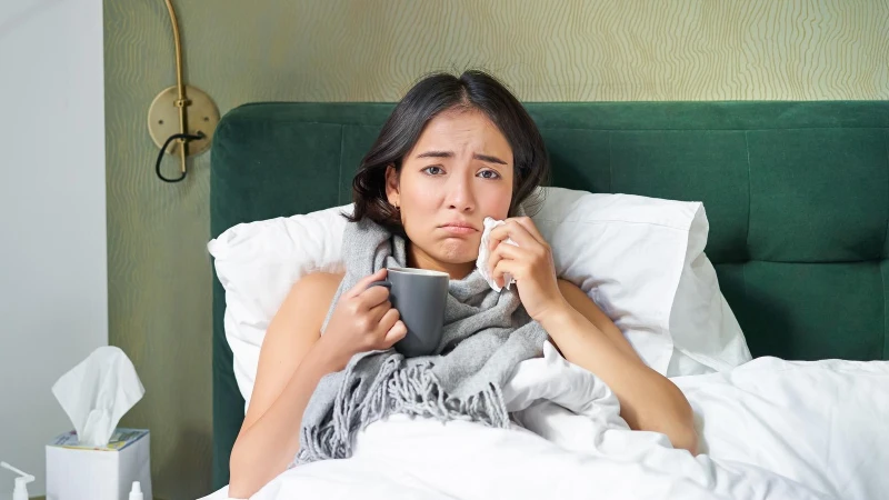Nguyên nhân gây thiếu máu hồng cầu nhỏ nhược sắc thường liên quan đến thiếu sắt hoặc bệnh lý di truyền như thalassemia