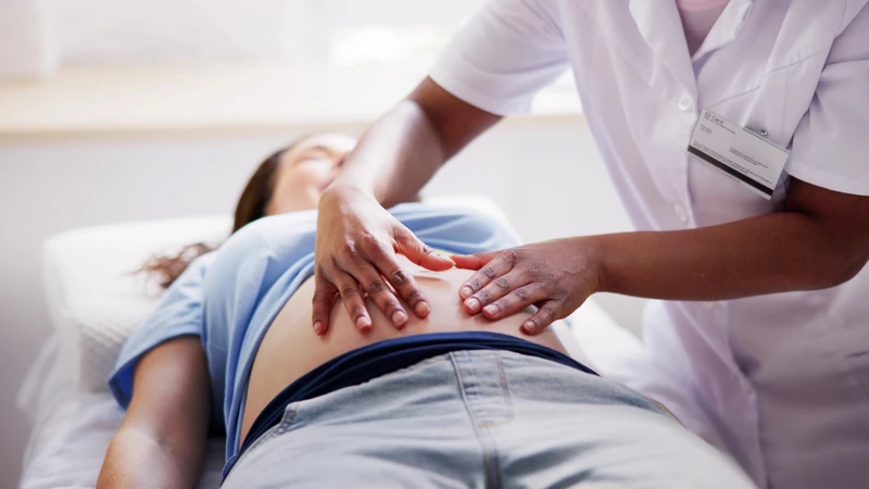 Tuân thủ lịch khám thai định kỳ có vai trò quan trọng trong việc phát hiện sớm các bất thường của thai kỳ
