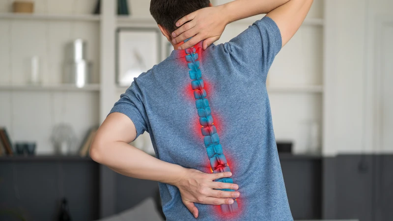 Thoái hóa cột sống là gì? Nguyên nhân, triệu chứng và điều trị 1