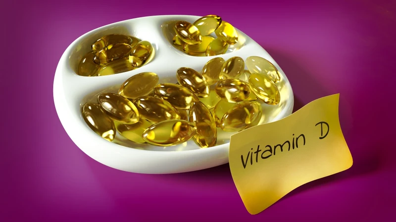 Người bị thừa vitamin D cần tạm ngưng các loại vitamin D, dầu gan cá hoặc thực phẩm chức năng có chứa vitamin D
