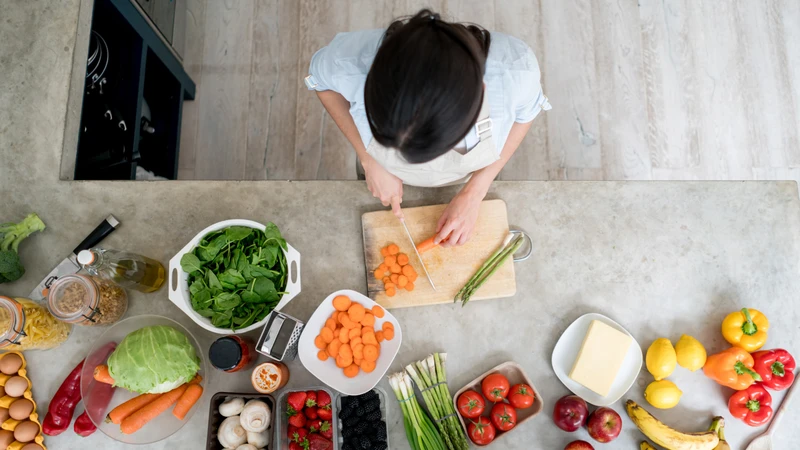 Tự chuẩn bị bữa ăn giúp kiểm soát calo và thành phần dinh dưỡng hiệu quả