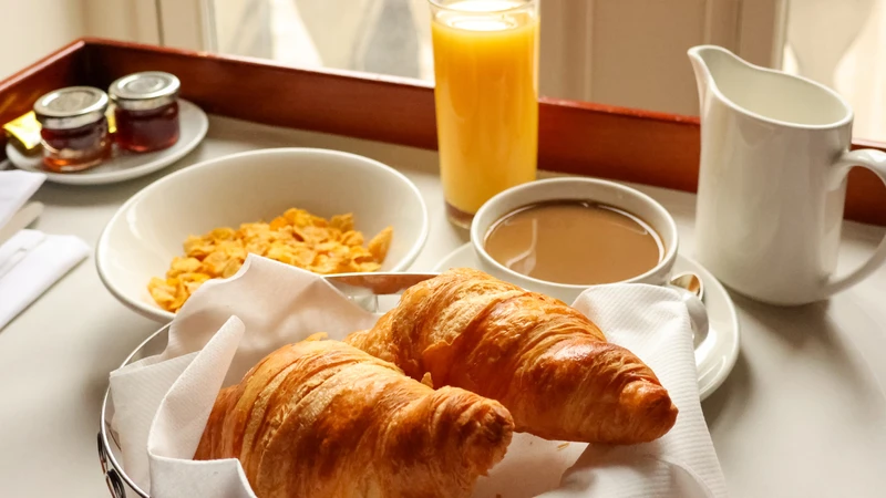 Một bữa sáng đủ dưỡng chất sẽ hỗ trợ tốt hơn cho quá trình tăng chiều cao ở trẻ 14