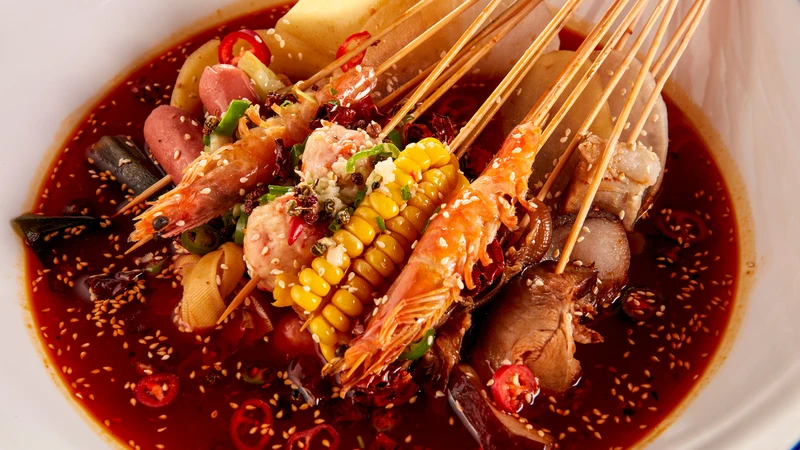 Phụ nữ mang thai nên tránh đồ cay nóng, các món nhiều dầu mỡ