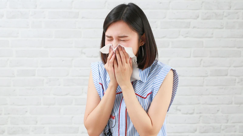Những người bị hen suyễn, viêm mũi dị ứng nên tránh xa khu vực vừa xịt thuốc