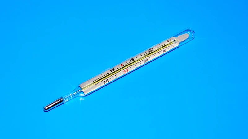 Nhiệt kế thủy ngân chứa thủy ngân nguyên tố, dạng kim loại lỏng có thể phát tán hơi độc khi bị vỡ