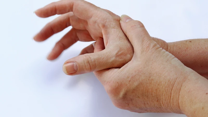 Nhiễm độc thủy ngân có thể gây ra nhiều vấn đề sức khỏe nghiêm trọng