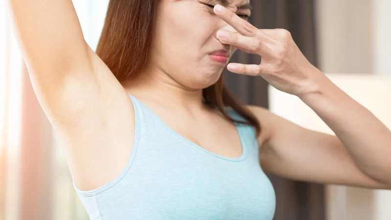 Botox có khả năng ức chế hoạt động của các dây thần kinh chi phối tuyến mồ hôi