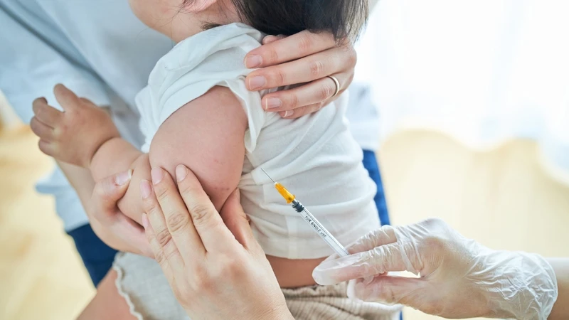 Tiêm chủng bù liều an toàn khi tuân thủ phác đồ, đúng khoảng cách và sàng lọc kỹ