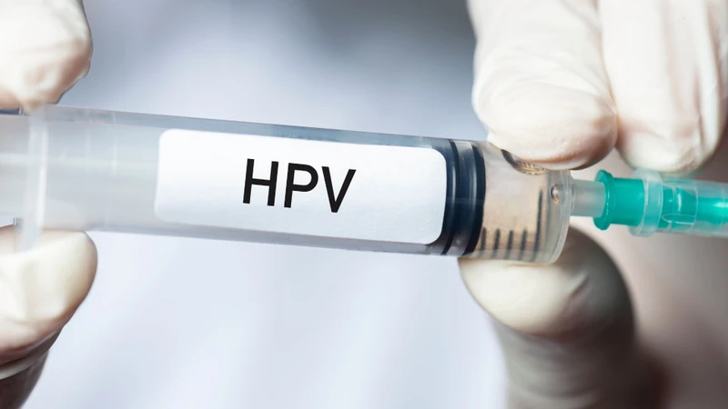 Tiêm HPV cho nam bao nhiêu tuổi? Những lưu ý cần biết sau khi tiêm HPV cho nam giới 2