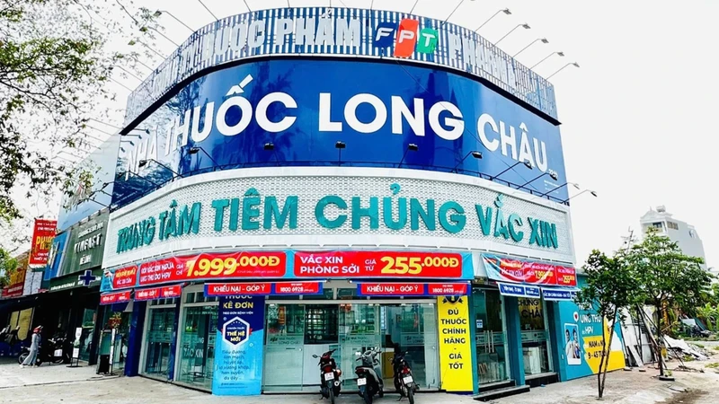 Tiêm tay chân miệng tại trung tâm tiêm chủng ở Hà Nội