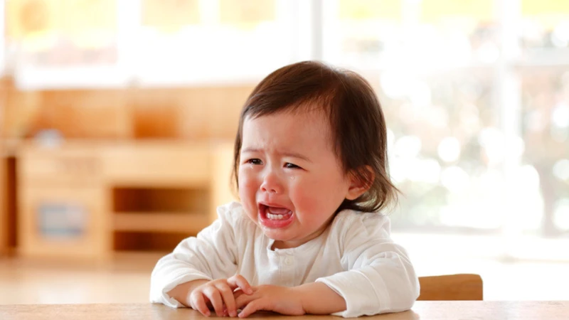 Trẻ có thể quấy khóc sau khi tiêm