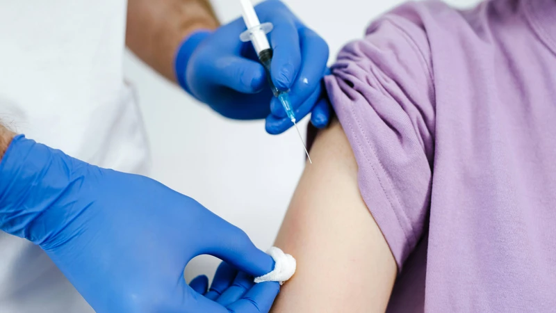 "Tiêm vắc xin HPV ở đâu tại quận Nam Từ Liêm?" là vấn đề được nhiều người quan tâm