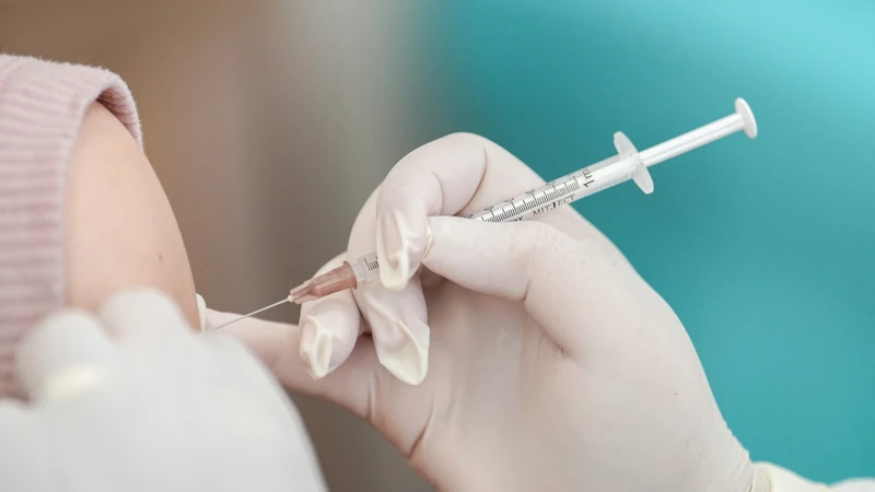 Tiêm vắc xin phế cầu ở đâu tại quận 4? Trung tâm Tiêm chủng Long Châu là địa chỉ được nhiều người tin chọn