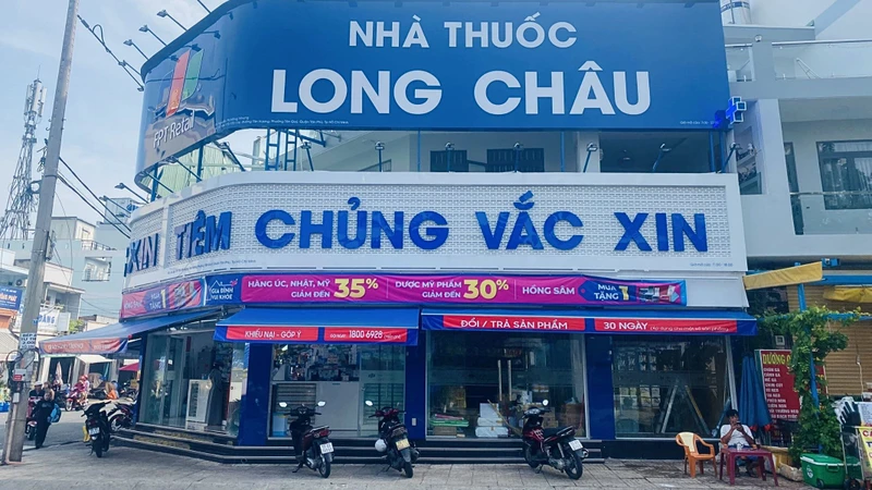 Trung tâm tiêm chủng Long Châu là địa điểm tiêm vắc xin sốt xuất huyết ở quận Tân Phú mà bạn có thể tham khảo