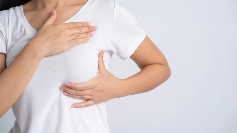 Trả lời cho câu hỏi tiền mãn kinh có bị đau vú không