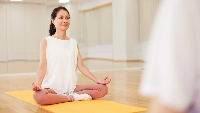 Tập yoga đều đặn mỗi ngày giúp cải thiện tuần hoàn máu và tăng cường sức khỏe tim mạch