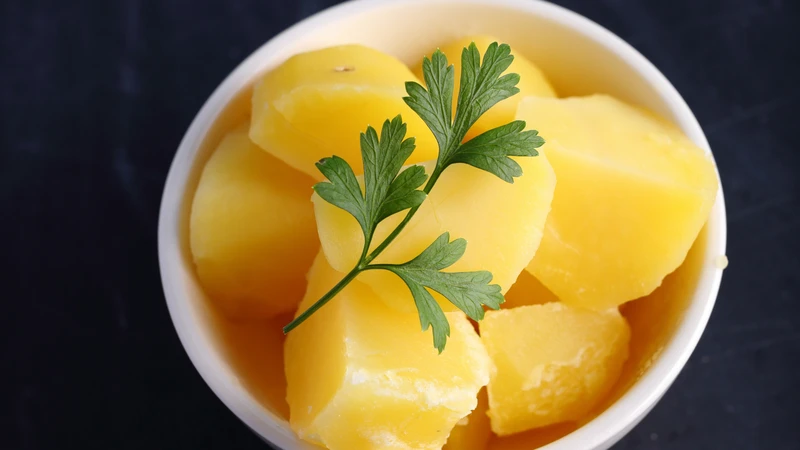 Khẩu phần khoai tây hợp lý cho người tiểu đường là 100–150g/lần và không nên ăn quá thường xuyên