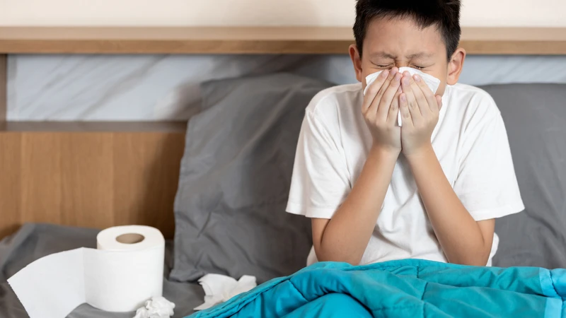 Tình trạng cúm A lây lan nhanh tại Hà Nội và khu vực trường học