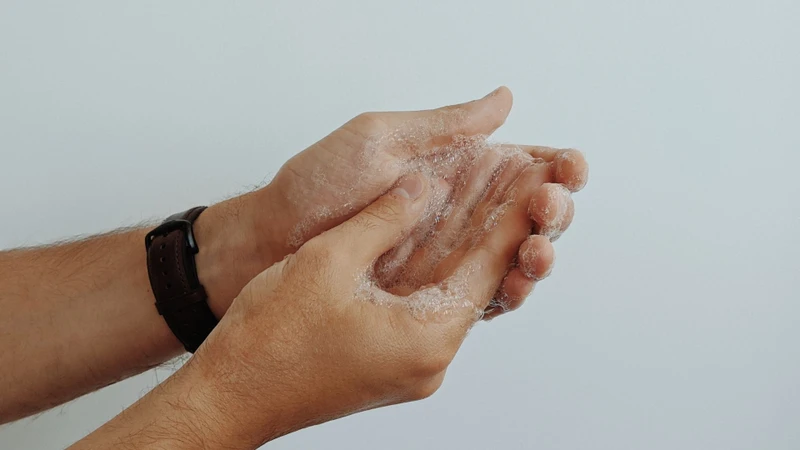 Vệ sinh và thói quen sinh hoạt có thể ảnh hưởng đến mùi của tinh dịch