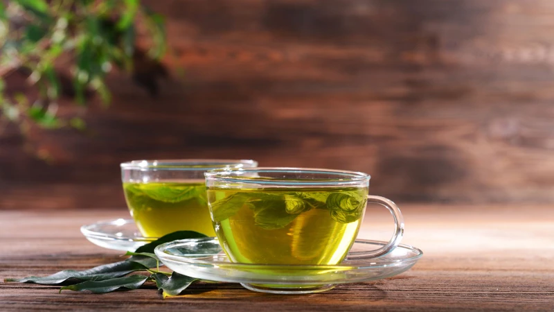 Tới tháng uống trà sữa được không? Những thức uống nên tránh và nên bổ sung 2