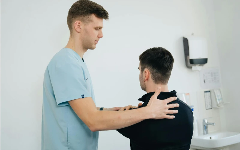 Phần lớn các trường hợp viêm gân cơ nhị đầu có thể điều trị bằng vật lý trị liệu