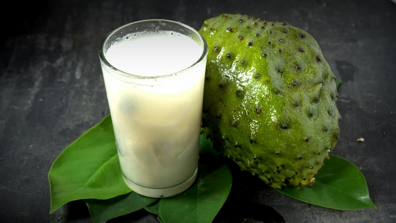 Để biết chính xác trà mãng cầu bao nhiêu calo cần dựa vào thành phần khi pha