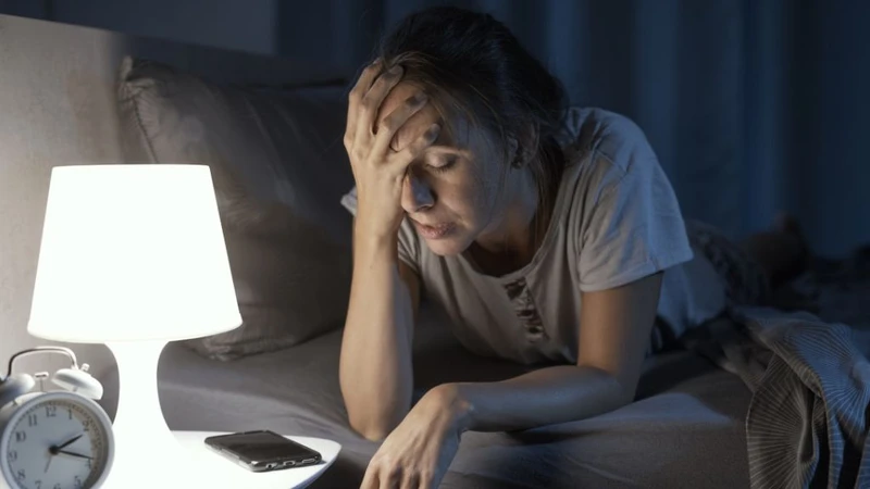 Mất ngủ kéo dài là dấu hiệu phổ biến ở người trầm cảm