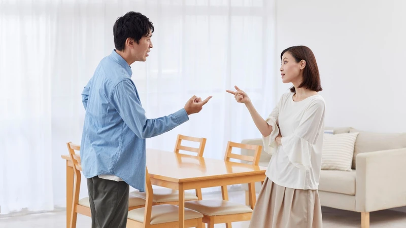 Mâu thuẫn vợ chồng về quan điểm nuôi con là yếu tố khiến trầm cảm sau sinh kéo dài hơn