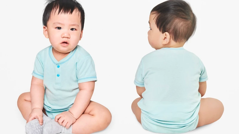 Trẻ 11 tháng tuổi nặng bao nhiêu kg?  2