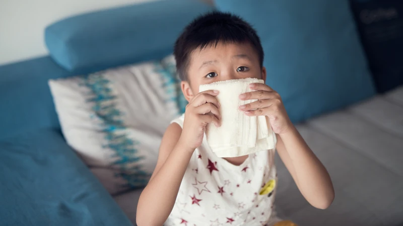 Đánh giá nhanh tình trạng của trẻ bị sốc nhiệt do điều hòa