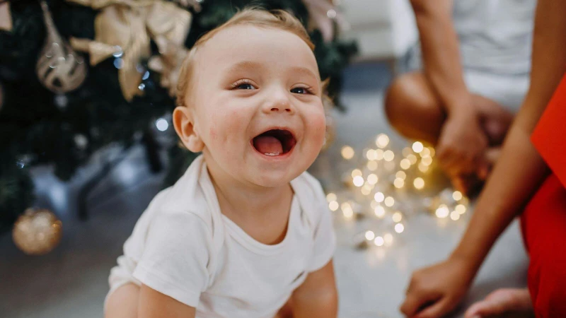 Trẻ bị tay chân miệng bao lâu thì khỏi? Dấu hiệu phục hồi và cách chăm sóc hiệu quả 2