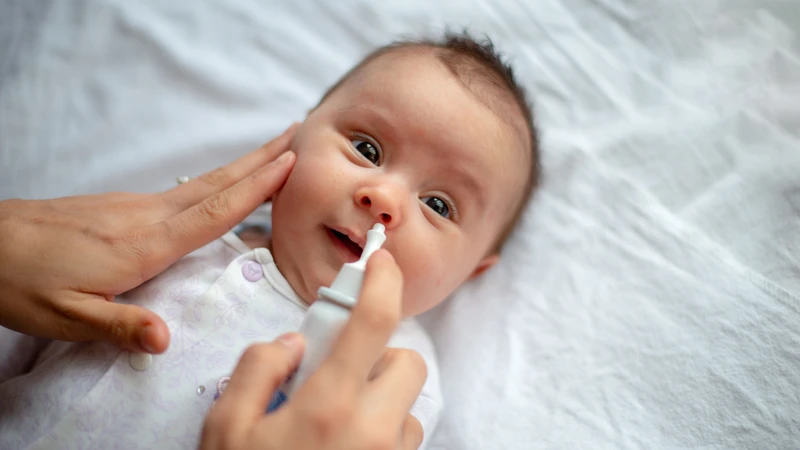 Trẻ bị viêm mũi dị ứng kéo dài phải làm sao? 1